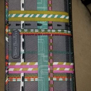 Vera Bradley Midtown Wristlet wallet